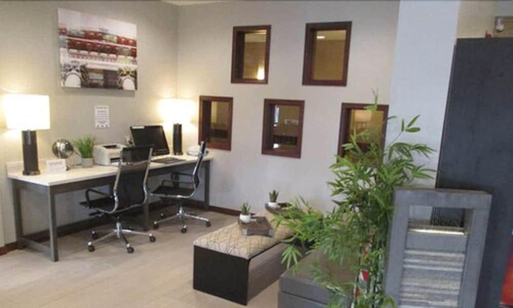 Best Western University Inn Urbana Экстерьер фото