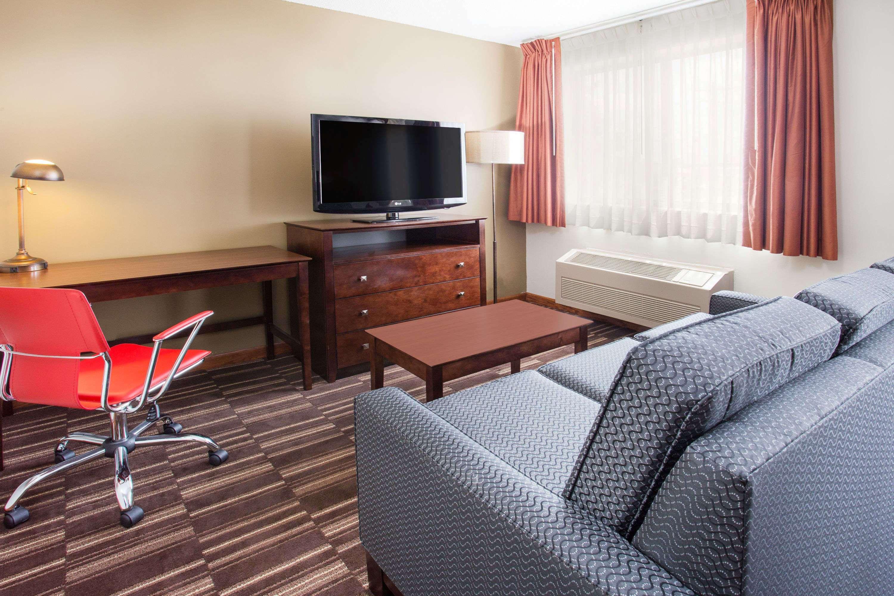 Best Western University Inn Urbana Экстерьер фото