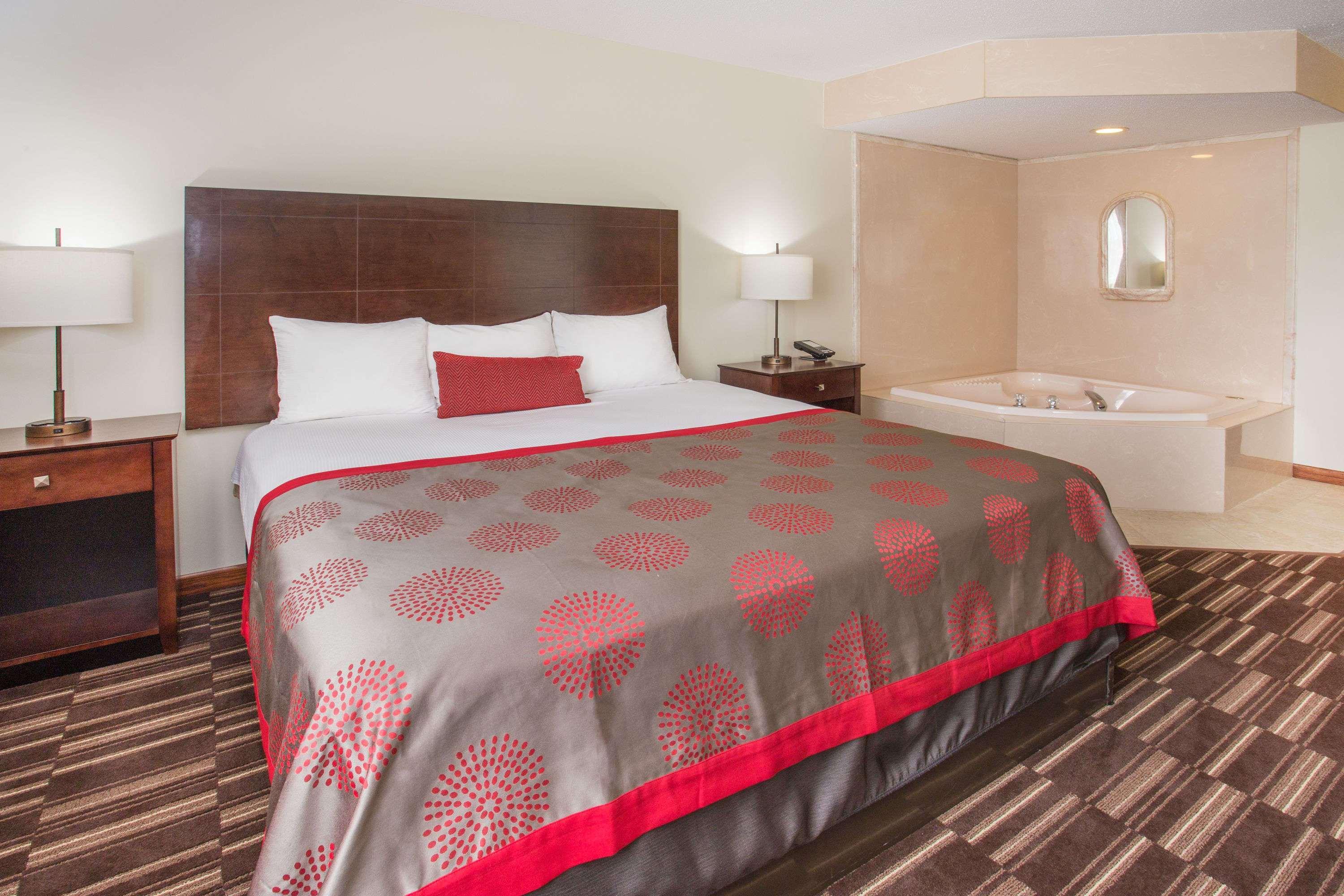 Best Western University Inn Urbana Экстерьер фото