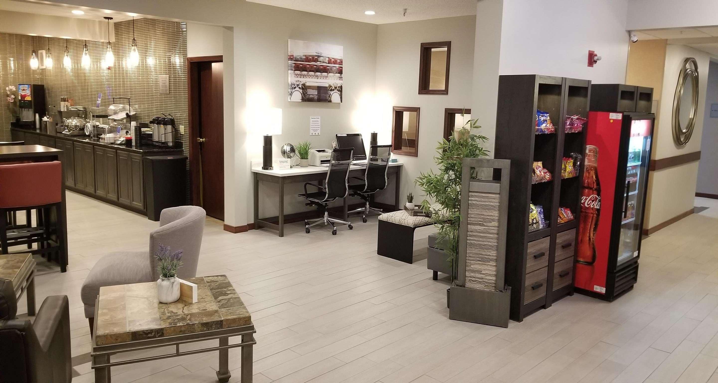 Best Western University Inn Urbana Экстерьер фото