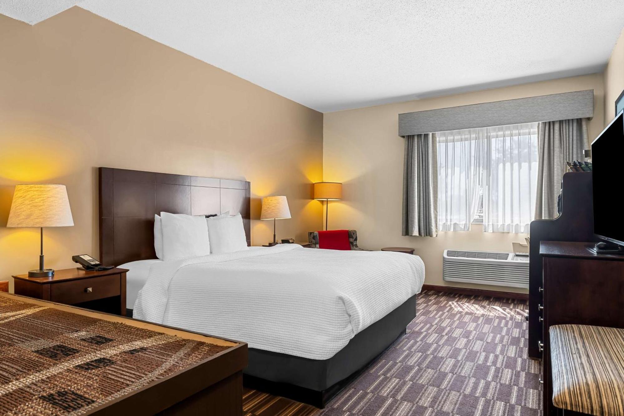Best Western University Inn Urbana Экстерьер фото