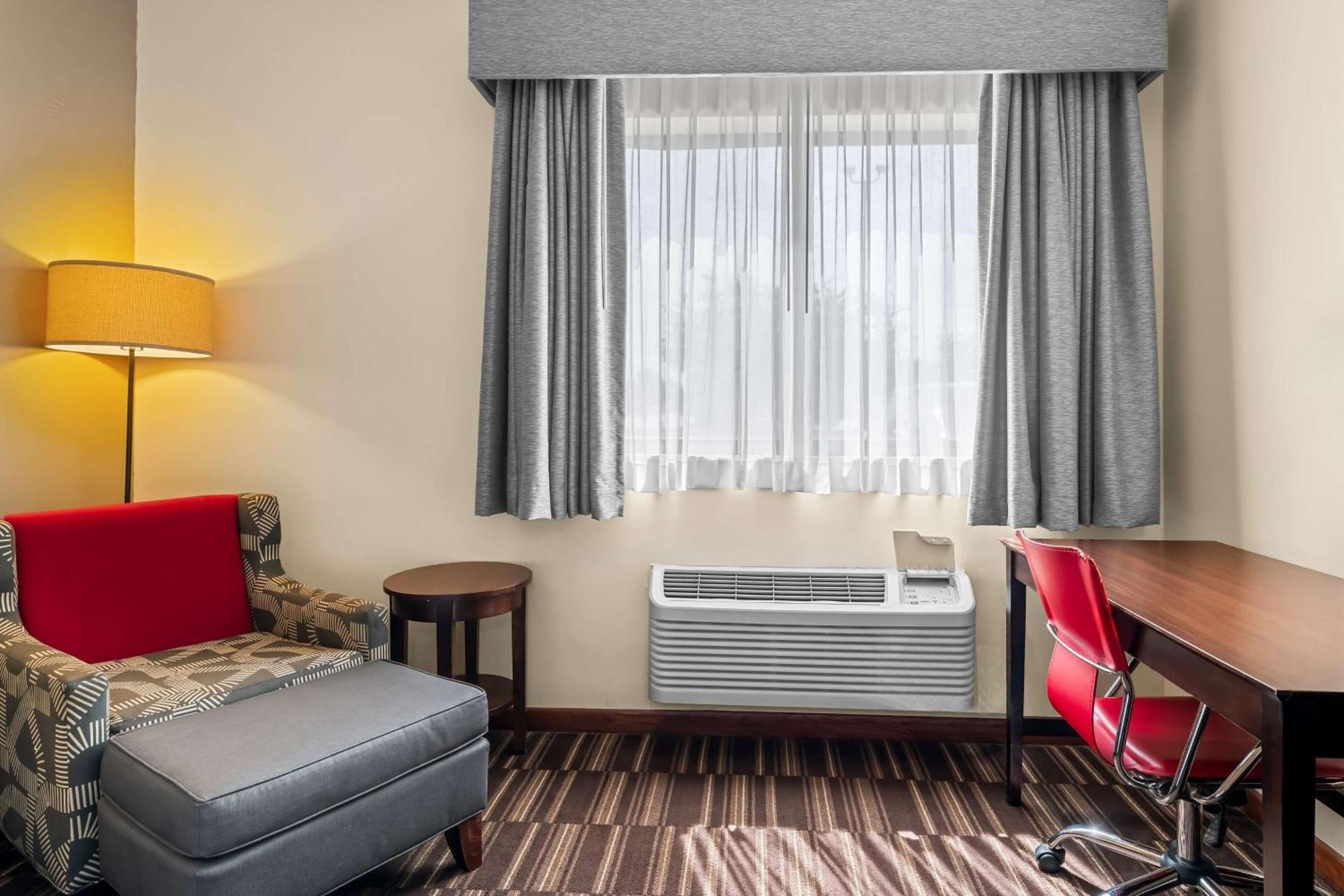 Best Western University Inn Urbana Экстерьер фото
