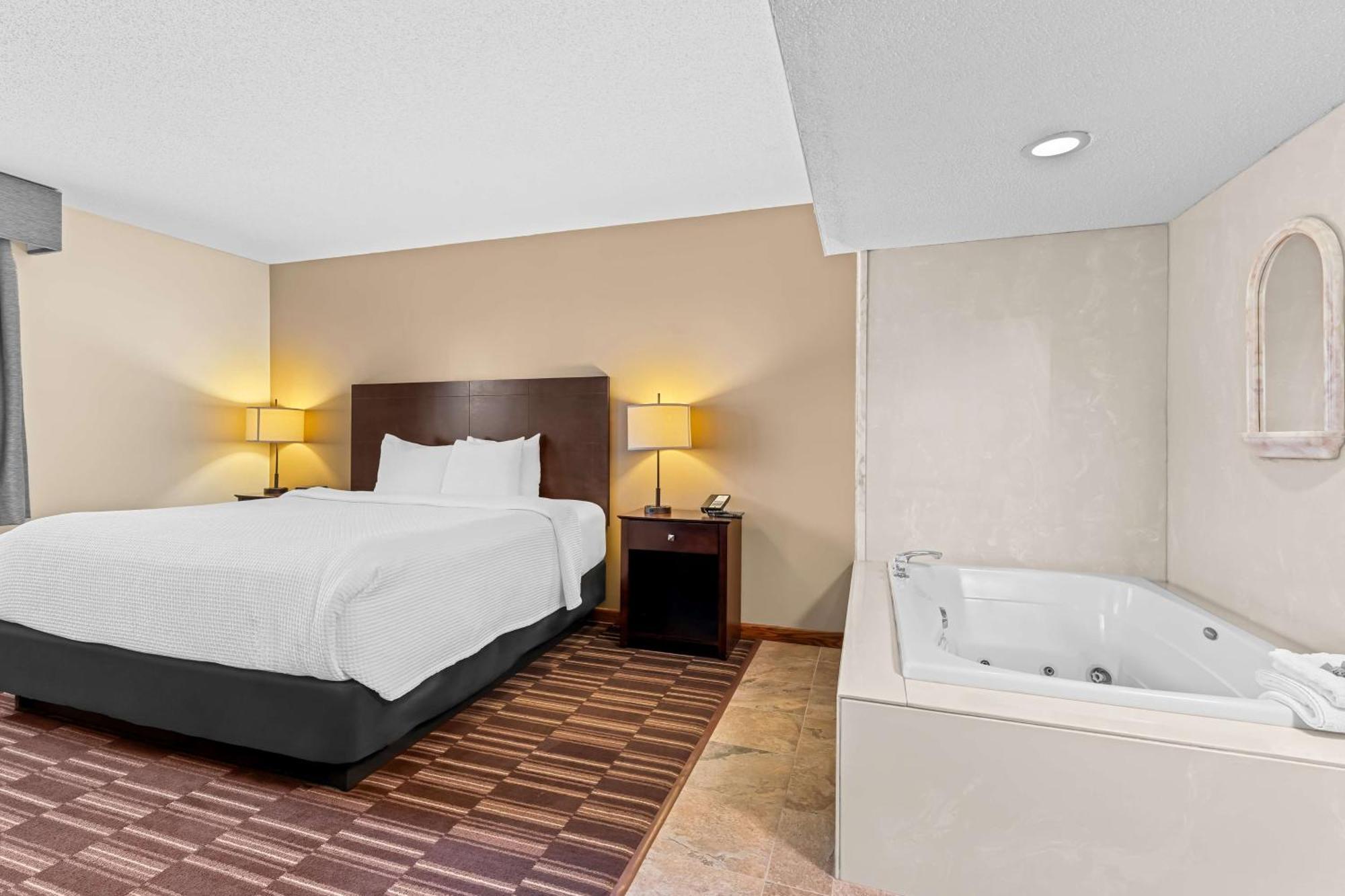 Best Western University Inn Urbana Экстерьер фото