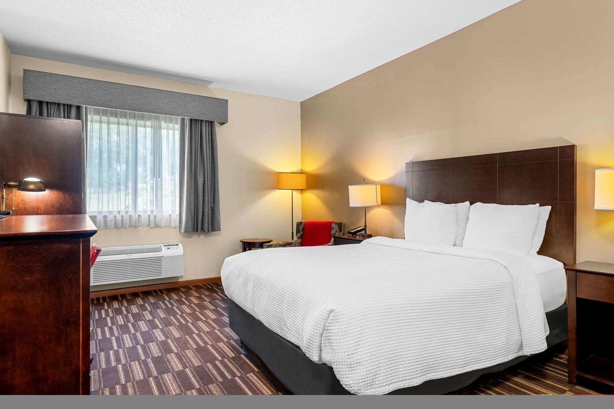 Best Western University Inn Urbana Экстерьер фото